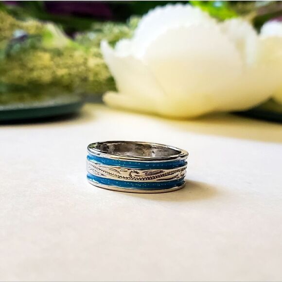 Blue Opal on 925 Sterling Silver Band - Women's Jewelry - Picture 3 of 4